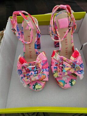 Gianni Bini Pink Beaded Bow Platform